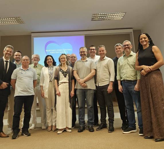 Discussão estratégica reforça integração e avanços no Hospital Vida & Saúde