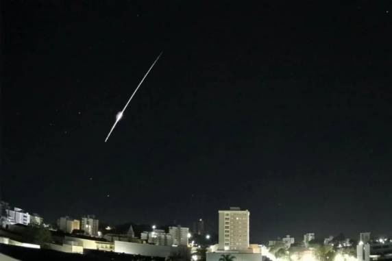 Seis meteoros ''bola de fogo'' são registrados em menos de três meses no RS - foto 3