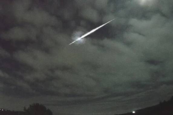 Seis meteoros ''bola de fogo'' são registrados em menos de três meses no RS - foto 5