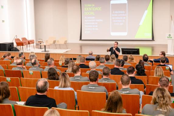 Sicredi Confiança promove 1º Summit de Líderes de Núcleo - foto 2