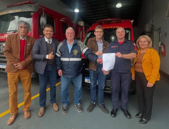 Veículo enviado pelo Estado será usado no transporte de barco e reforçará operações de resgate