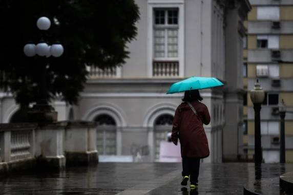 A Comissão Permanente de Atuação em Emergências (Copae) realizou uma reunião para definir medidas preventivas diante do aviso