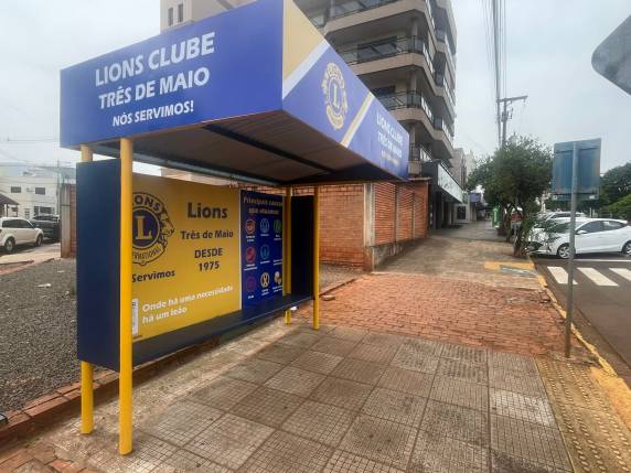 Lions Clube revitaliza parada de ônibus no centro e projeto deve ser ampliado, em Três de Maio - foto 5