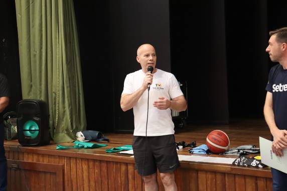 Festival de Basquete reúne mais de 50 jovens no Ginásio da Setrem em Três de Maio - foto 2