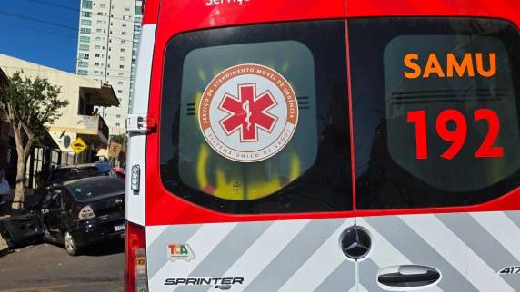 Motorista foge de abordagem de agentes de trânsito e causa grave colisão na contramão em Passo Fundo - foto 4