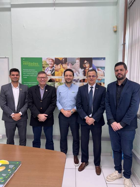 Fenasoja e Prefeitura de Santa Rosa reforçam parcerias na Capital Gaúcha - foto 3