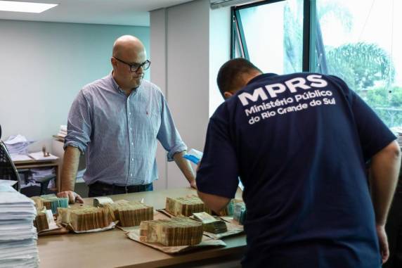 Repasse de R$ 5,3 milhões é autorizado para 30 vítimas após operação do GAECO que desarticulou esquema de apropriação indébita em Passo Fundo