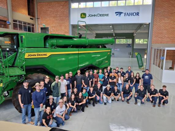 Evento promoveu imersão técnica de estudantes em soluções modernas do agronegócio, unindo teoria, prática e tecnologia em uma manhã de aprendizado aplicado.