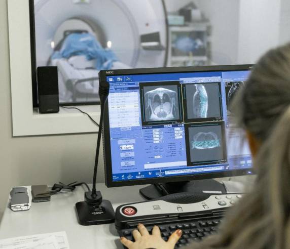 Você pode salvar vidas destinando parte do seu Imposto de Renda para a saúde!