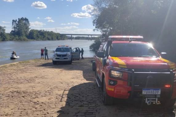 Conforme a fundação, Roberta dos Reis Costantin, 21 anos, se desequilibrou enquanto pegava amostras para análises