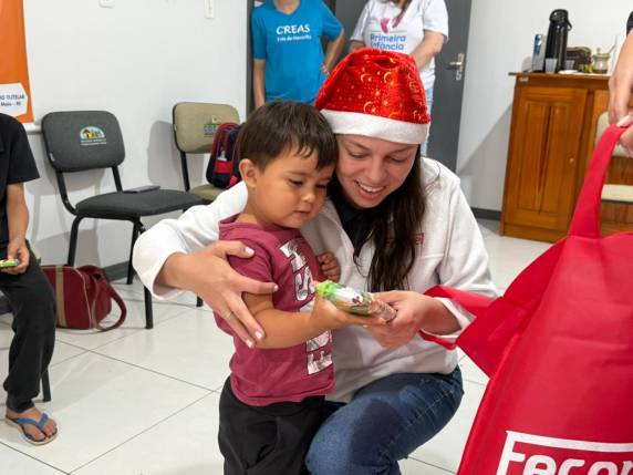 Ação da Primeira Infância Melhor leva alegria, brincadeiras e presentes às crianças - foto 2