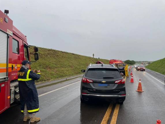 Colisão frontal é registrada na BR-386 entre Carazinho e Santo Antônio do Planalto - foto 4
