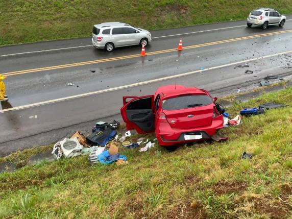 Colisão frontal é registrada na BR-386 entre Carazinho e Santo Antônio do Planalto - foto 5