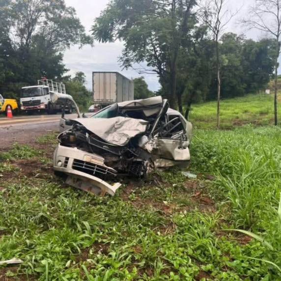 Grave acidente na PR-182 em Ampére deixa cinco mortos e três feridos - foto 5