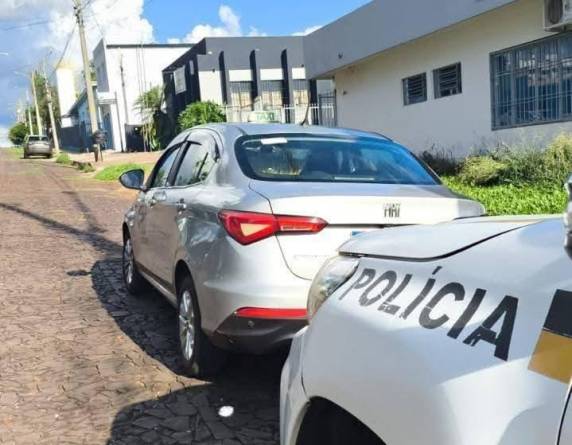 Revólver calibre .32 usado no crime foi apreendido após cerco policial