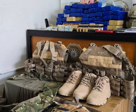Mega operação da Brigada Militar prende casal por tráfico e apreende grande quantidade de drogas em Passo Fundo - foto 4