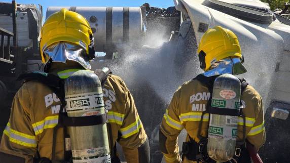 Acidente na BR-285 provoca bloqueio total entre Passo Fundo e Carazinho - foto 5