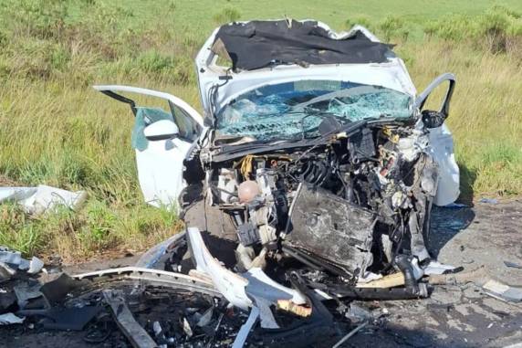 Acidente entre três veículos deixa dois mortos e dois feridos na Rota do Sol - foto 2