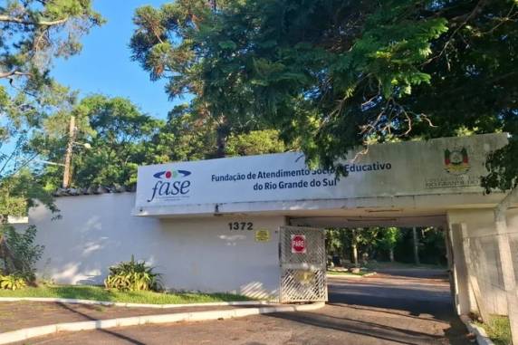 Não houve feridos. Brigada Militar faz buscas por suspeitos na região