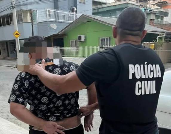 Ação conjunta cumpriu 15 mandados de prisão e 19 de busca em dois estados e apura estelionatos que tiveram idosos como principais vítimas
