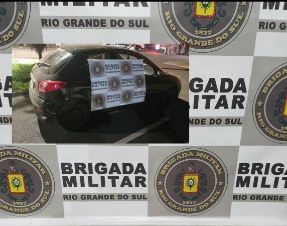 Suspeito realizava tele-entrega de entorpecentes e foi flagrado com cocaína, balança de precisão e anotações de vendas