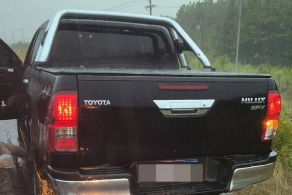 Um homem foi preso durante a ação da Brigada Militar. Caminhonete do modelo Toyota Hilux havia sido levada por falso comprador na terça-feira