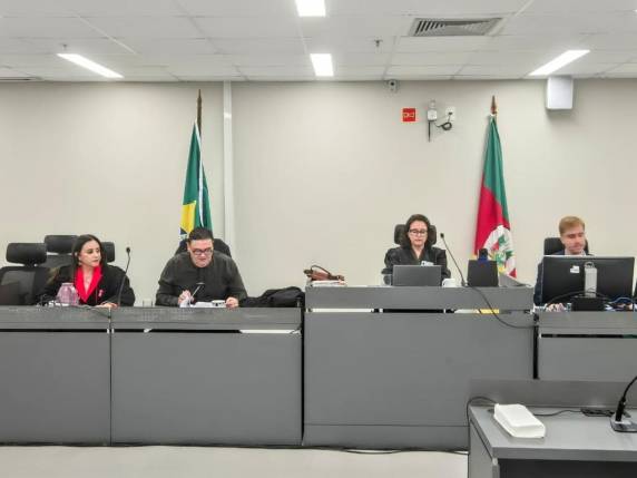 Levantamento do MPRS mostra que 39% dos 2.504 júris realizados no ano envolveram delitos decorrentes de situações comuns do dia a dia, com 81% dos pedidos do Ministério Público acolhidos pelos jurados.