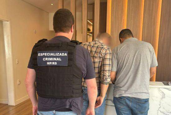 Investigação do GAECO aponta falsificação de documentos, uso de empresa de fachada e descumprimento de ordem judicial; um empresário foi preso e 11 prefeituras estão envolvidas na operação (sem serem investigadas).