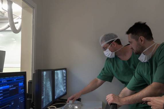Vida & Saúde realiza primeira cirurgia cardíaca e avança na implantação do Serviço de Cardiologia - foto 2