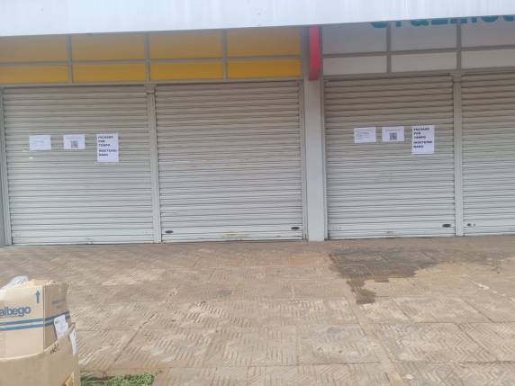 Medida preventiva foi comunicada aos moradores após identificação de rachaduras na estrutura do edifício