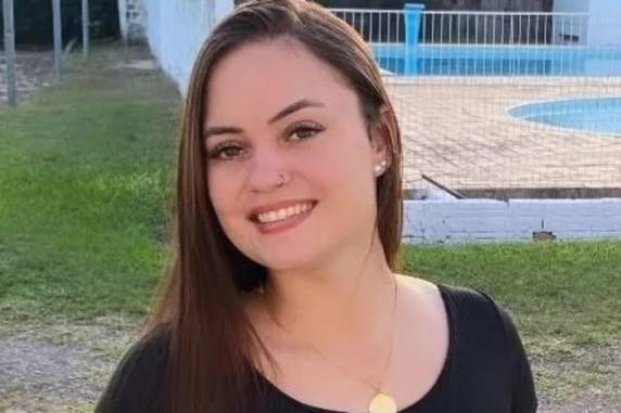 A vítima, Cássia Girard do Nascimento, de 26 anos, foi morta na madrugada do dia 14 na casa de uma amiga