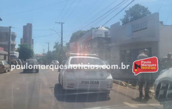 Suspeito foi localizado nas proximidades da Praça Henrique Becker Filho após pular muro de empresa na Avenida Santa Rosa