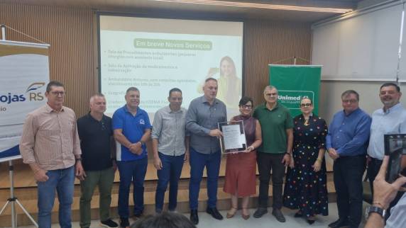 Café com empresários marca inauguração da nova sede da Unimed Alto Uruguai em Três de Maio - foto 2
