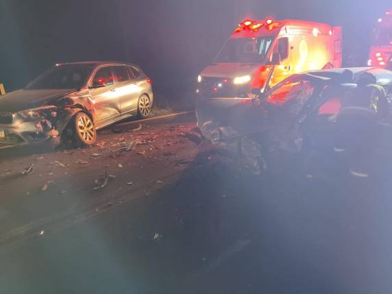 Colisão entre BMW e Gol deixa homem ferido em Caxambu do Sul - foto 3