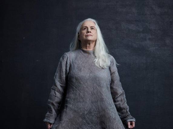 Inspirada no best-seller ?Sapiens?, peça será apresentada no Teatro Sesc Ijuí no dia 19 de março e já foi assistida por mais de 160 mil pessoas no Brasil e em Portugal