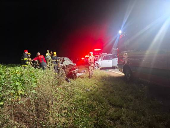 Tragédia na ERS-324: colisão frontal deixa três jovens mortos em Casca - foto 2