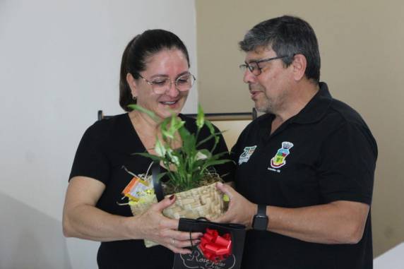 Bombeiros de Horizontina prestam homenagem de despedida à 1ª Tenente Metriz Teresinha Viana Justen - foto 7