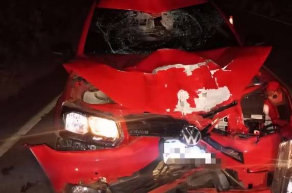 Homem de 57 anos foi atingido por uma Saveiro ao acessar a rodovia próximo ao Distrito Industrial