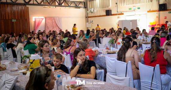 Lions Clube promove bingo beneficente e reúne mais de 200 mulheres em Três de Maio - foto 3