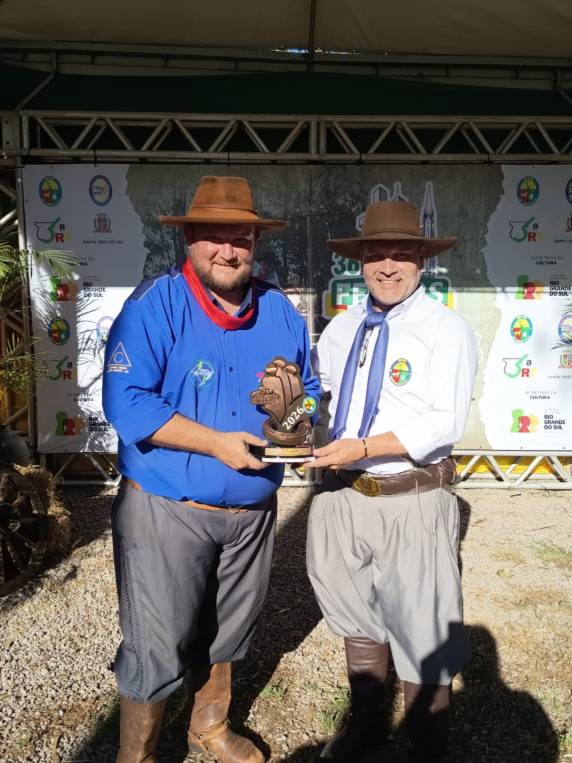 Prefeito de Independência conquista 3º lugar no Laço Executivo da FECARS - foto 2