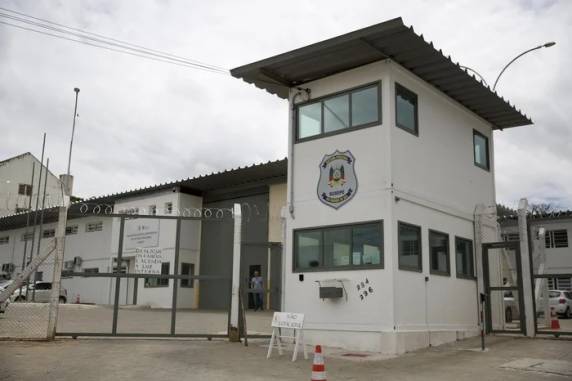 Autorização para aumento do número de presos por cela em duas unidades prisionais de Canoas, na Região Metropolitana, data de 25 de fevereiro e tem prazo máximo de 60 dias