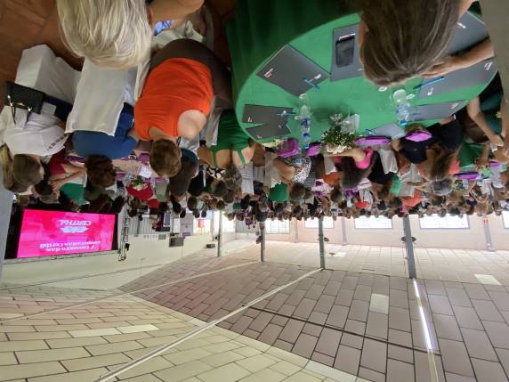 Evento reuniu mais de 250 mulheres em Três de Maio com palestras, integração e momentos de valorização do protagonismo feminino no cooperativismo