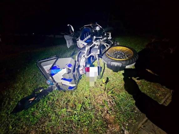 Suspeito efetuou disparos contra policiais durante perseguição e foi neutralizado após cair de motocicleta