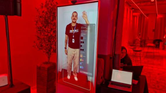 Ideia surgiu a partir da necessidade do público de compreender combinações e elaborar looks harmônicos e expressivos, ressaltando a personalidade de quem veste