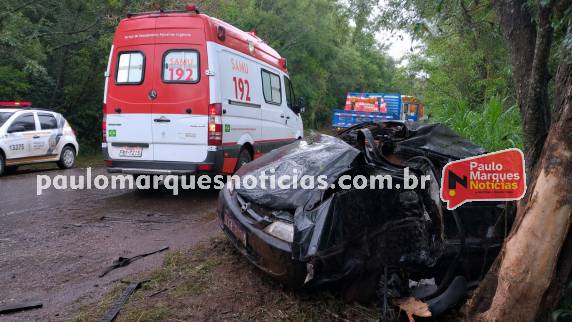 Acidente ocorreu na manhã desta segunda-feira (25), entre Tuparendi e Tucunduva, próximo à ponte sobre o Rio Santa Rosa