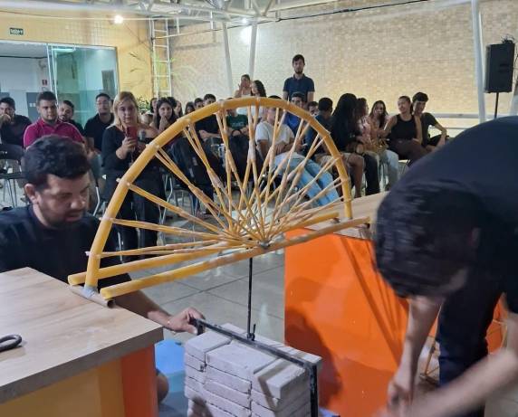 Estrutura desenvolvida pelos acadêmicos apresentou alta resistência e não rompeu durante os testes da competição