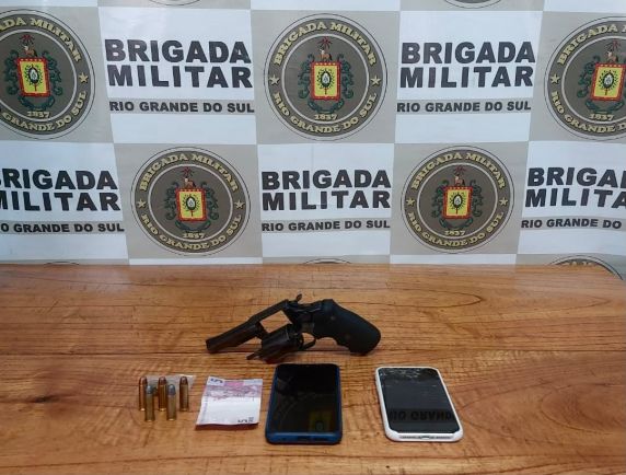 Jovem de 19 anos foi encaminhado à DPPA juntamente com o material apreendido