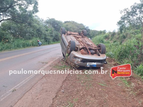 Capotamento na RS-342 deixa motorista ferido em Independência - foto 2