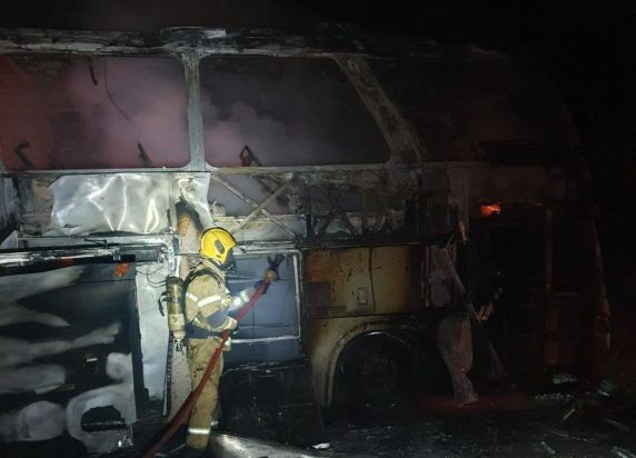 Incêndio destrói ônibus interestadual na BR-386, em Mormaço - foto 3