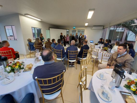 Hospital Vida & Saúde – Unidade São José realiza prestação de contas e apresenta projeto Adote um Leito a empresários - foto 3
